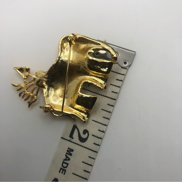 X3 Vtg Elephant Brooch Bundle x1 Silver atone x2 Gold Tone - Picture 5 of 6